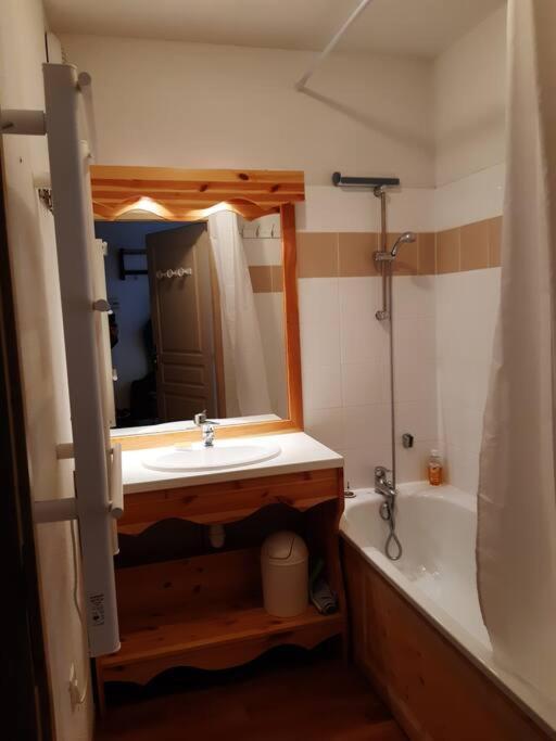 Valfrejus Appart 4/5 Pers - Residence Le Florence Modane Exterior photo